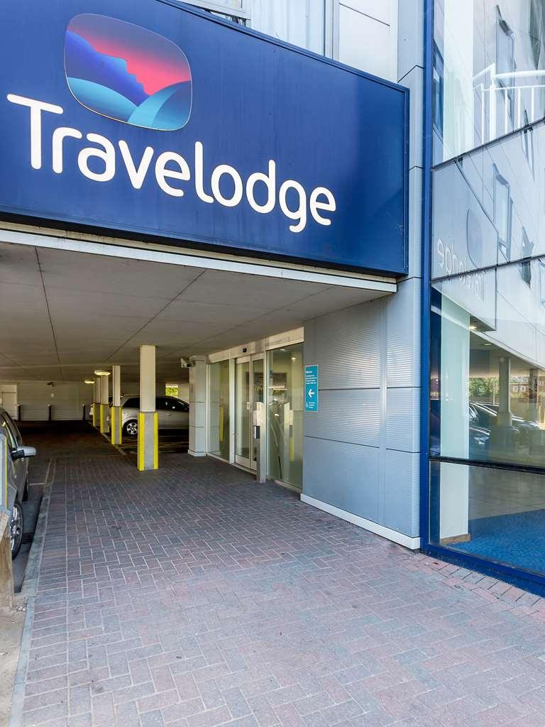 Travelodge Guildford Esterno foto