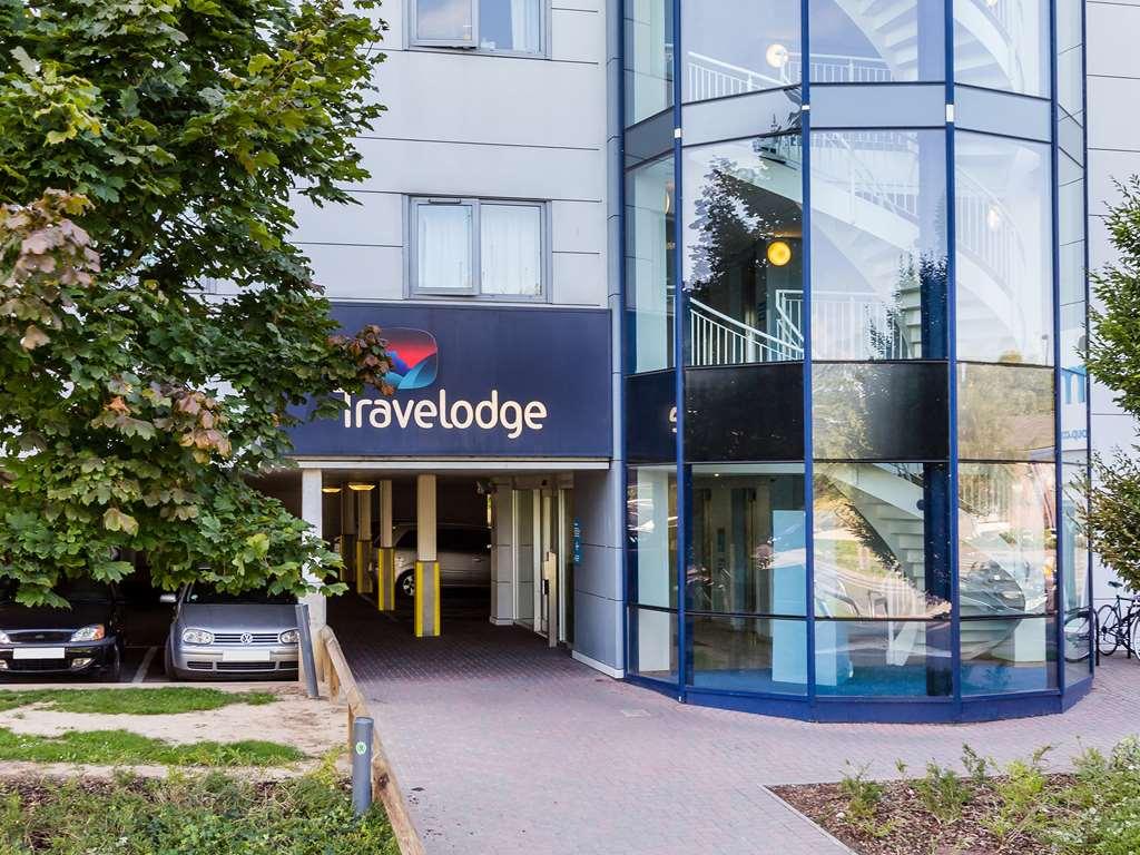 Travelodge Guildford Esterno foto